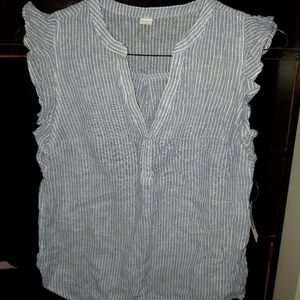 Nwt beautiful blue and white stripes top
